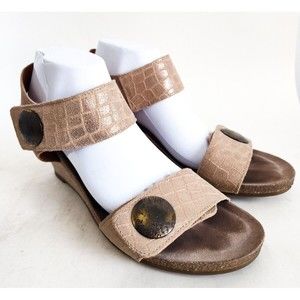 Taos Carousel‎ 2 Metallic Gold 2.5" Wedge Open Toe Comfort Sandal EU 40 US 9-9.5